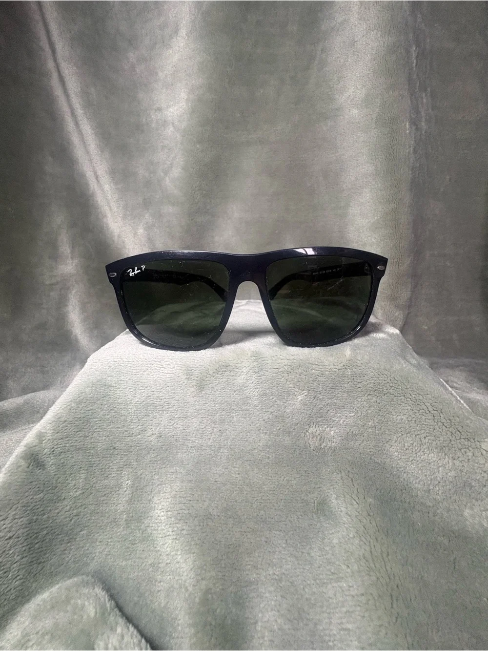 Ray-Ban Black Frame with Green Lenses Wayfarer Sunglasses